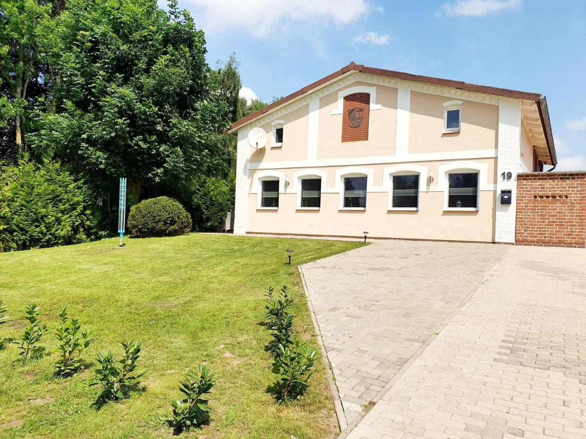 Haus Bjoern, Nahe Buesum - 6km Holiday home