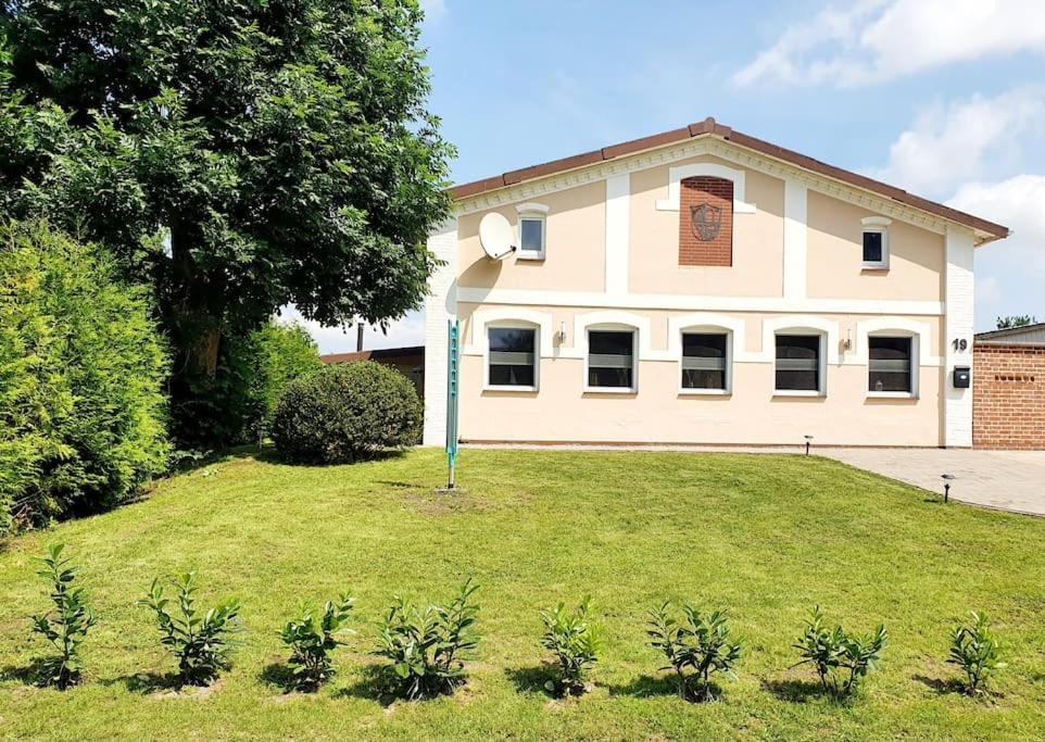Haus Bjoern, Nahe Buesum - 6km Holiday home